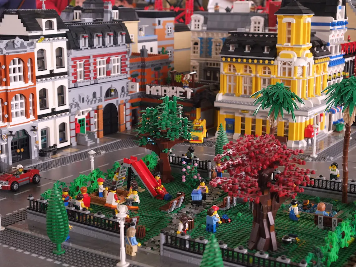 A Reggio arriva 'I LOVE LEGO': mostra da 1 milione di visitatori nel mondo