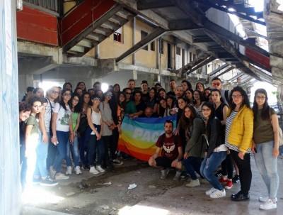 Gli studenti dell'Unical nelle Vele di Scampia con Ciro Corona