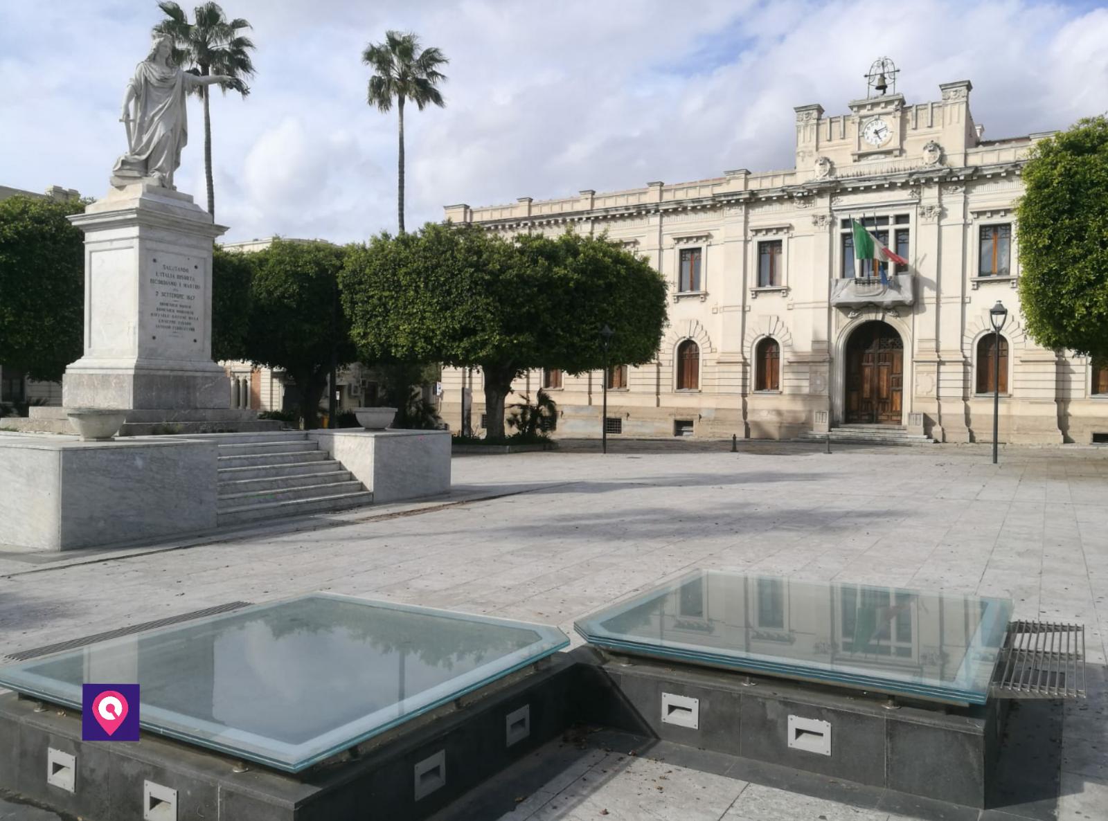 palazzo san giorgio piazza italia