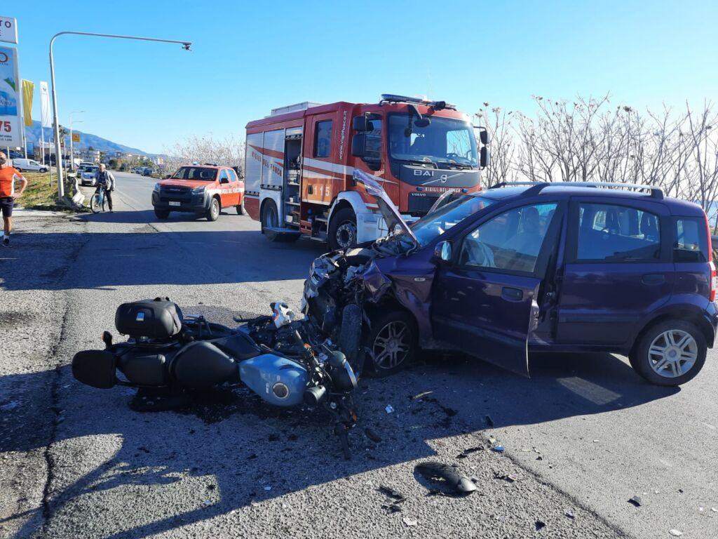 Incidente Ss 106 Siderno