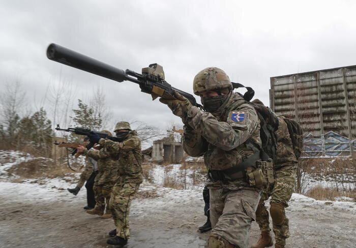 Ukrainian Territorial Defense Reservists Conduct Military Exercise Near Kiev