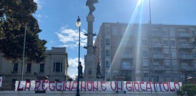 Striscione Tifosi Curva