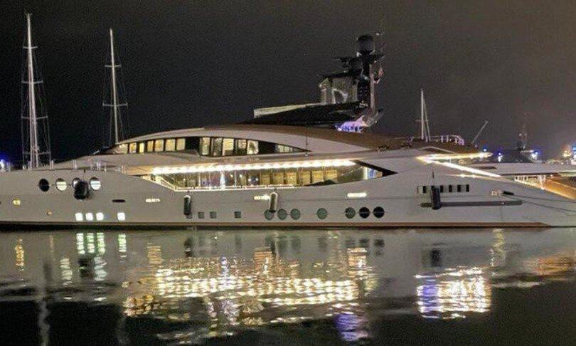 Yacht Beni Lusso Russia