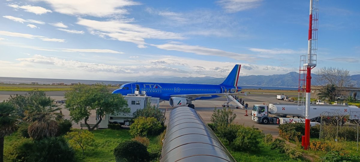 Aeroporto Stretto Tito Minniti