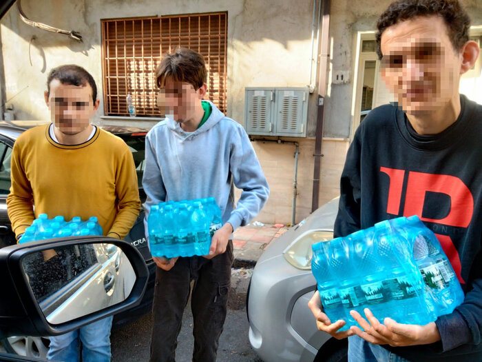 Ragazzi Autistici Preparano Pasti Per I Poveri In Calabria