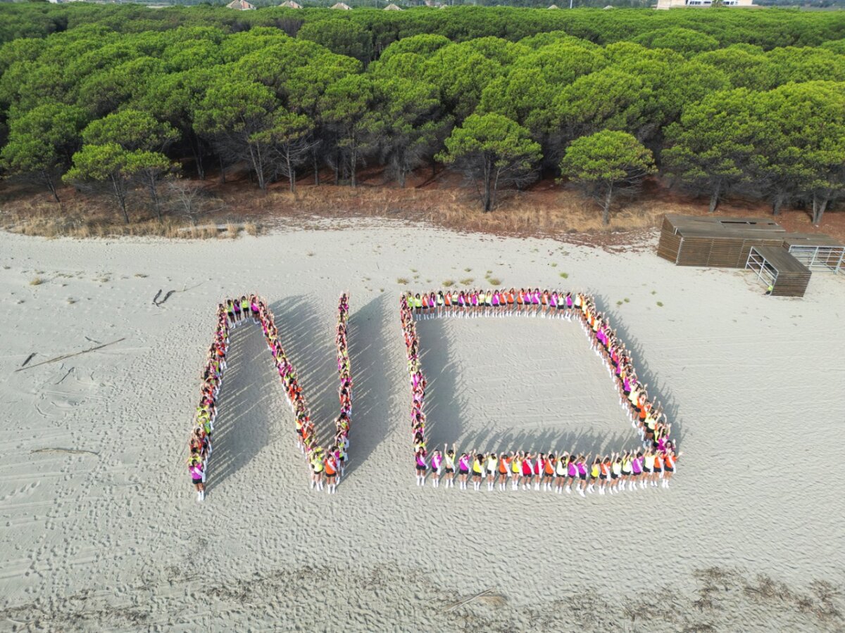 NO ALLA VIOLENZA 3 Flash Mob Miss Italia