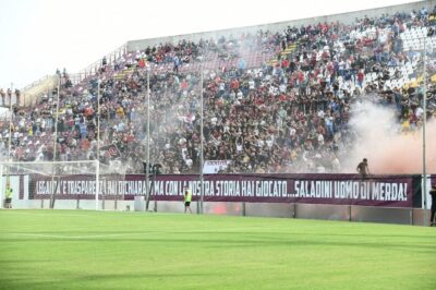 Striscione Saladini Curva Sud