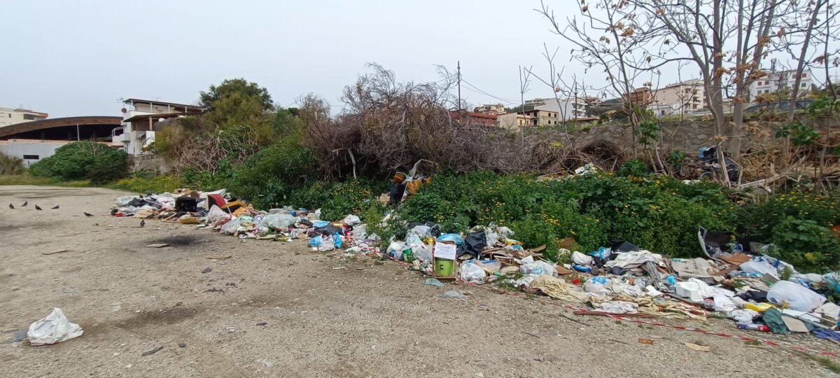 San Giovannello Scuola Rifiuti (8)