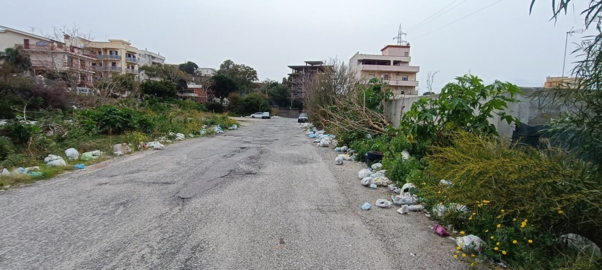 San Giovannello Scuola Rifiuti