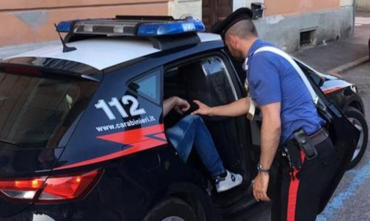 Arresto Carabinieri A Scelta