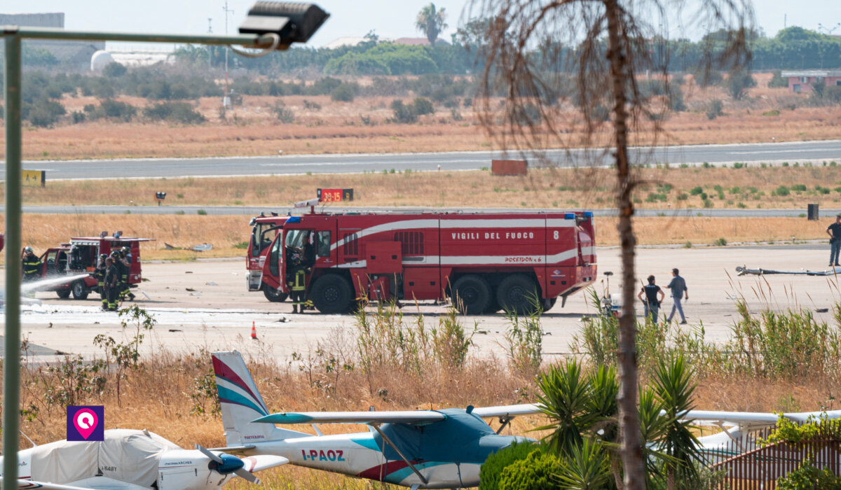 Aeroporto Tito Minniti Incendio Elicottero Vigili Del Fuoco 50