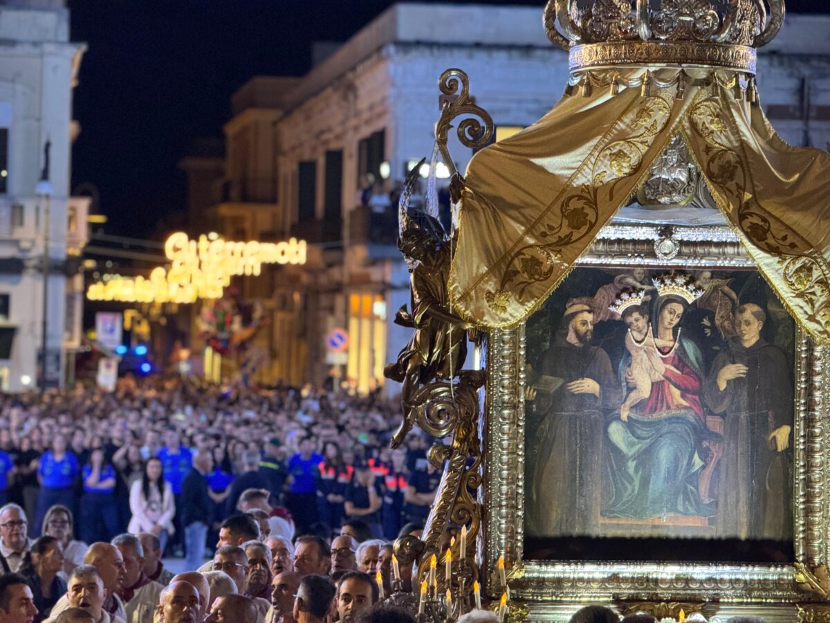 Processione Martedi 7