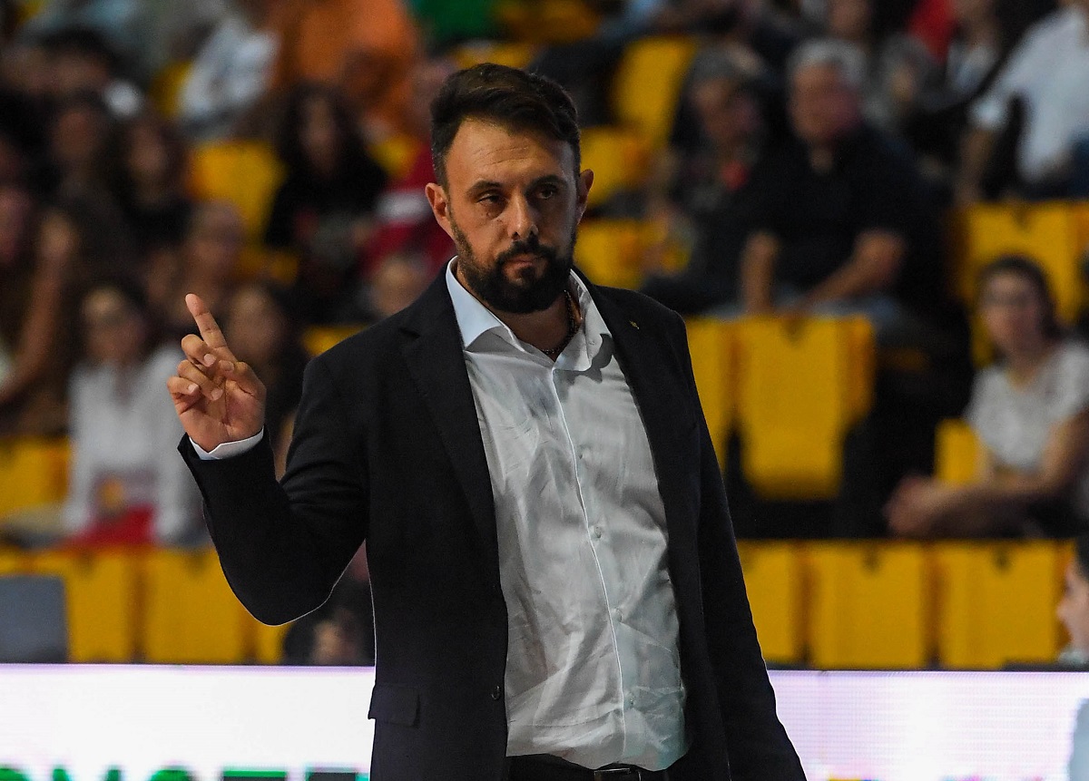 Coach Polimeni Domotek