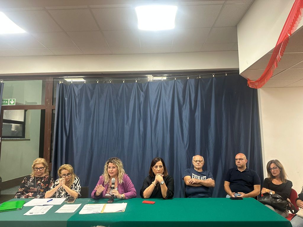 incontro genitori ex ciapi catona