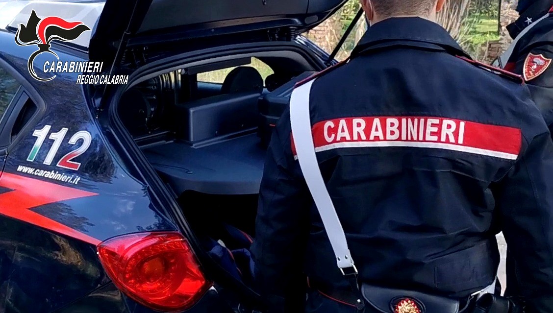 Carabinieri ()