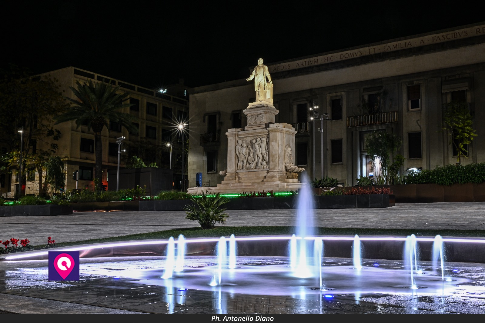 piazza de nava reggio calabria ()