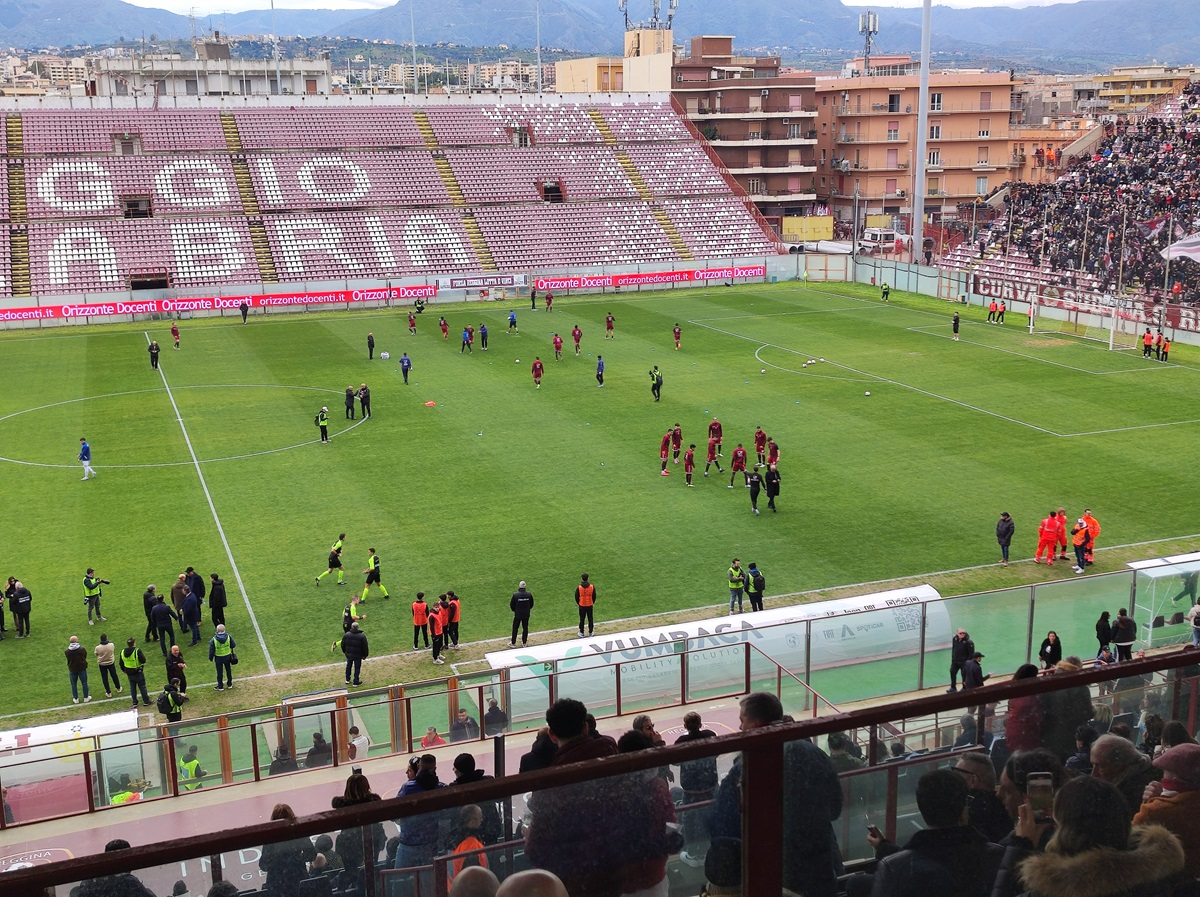 Reggina riscaldamento