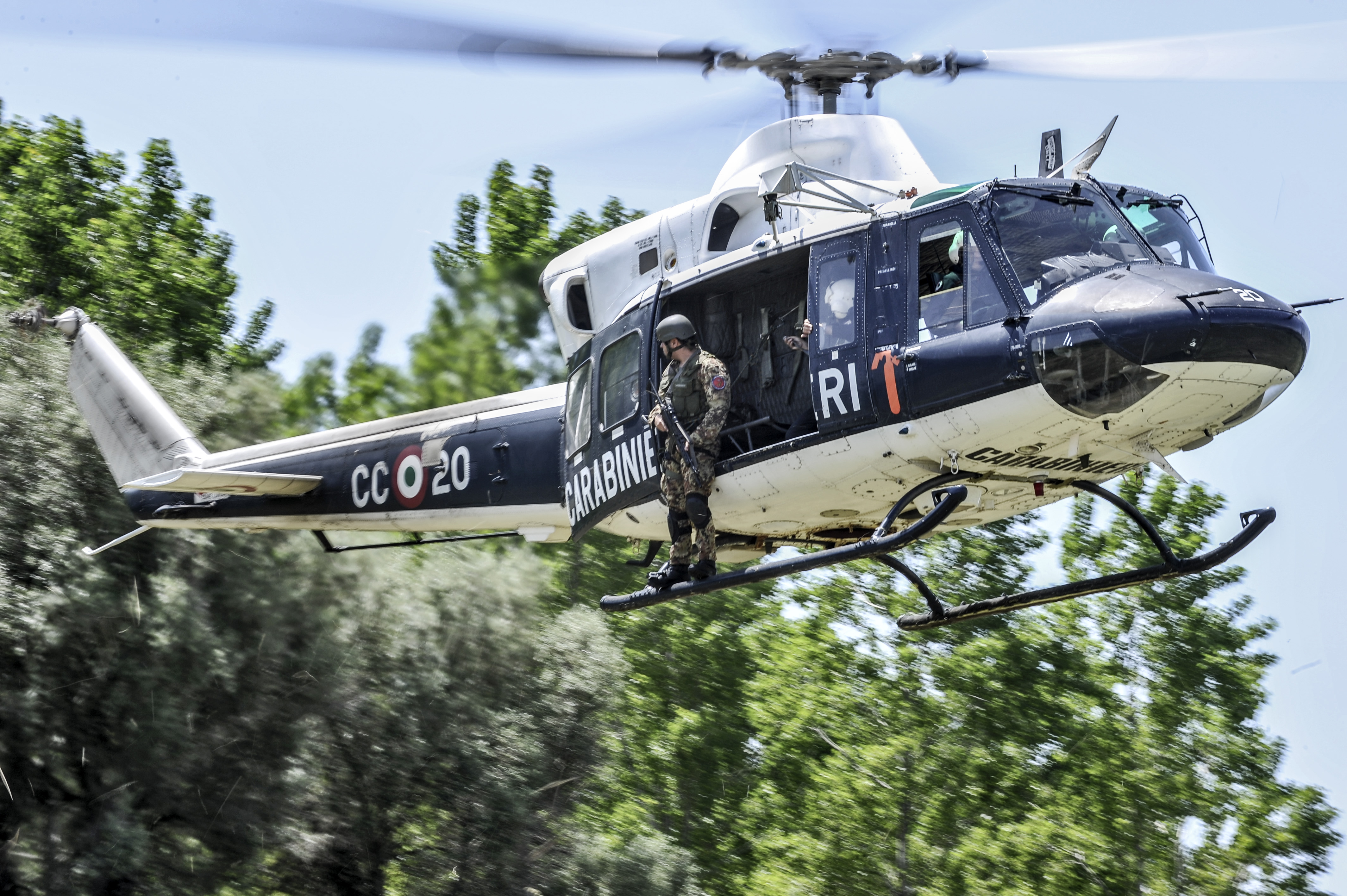 carabinieri elicottero