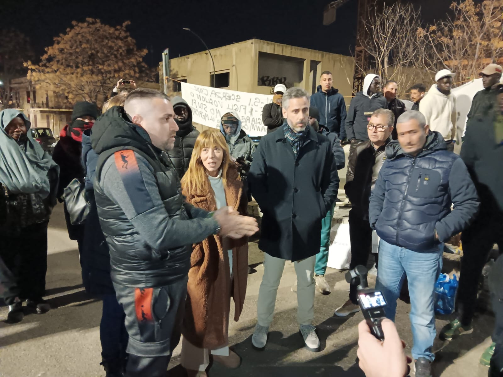 piazza del popolo protesta